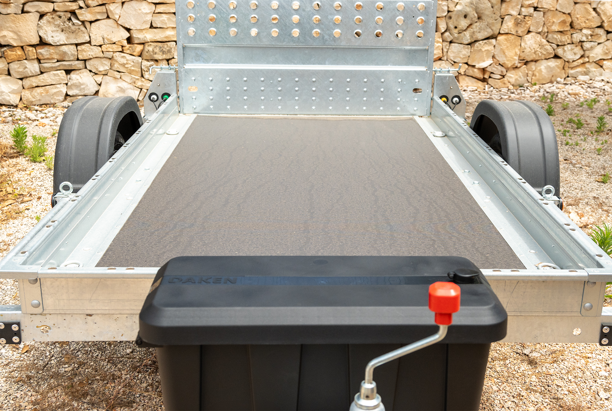 Blackit Lite - Toolbox installed on a small trailer, chest mounting
